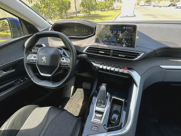 2018 Peugeot 3008 Allure G.C.C First Owner No Accidents