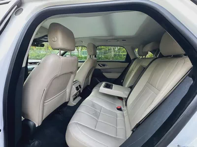 Pristine 2023 Land Rover Range Rover Velar - Sleek & Modern-9