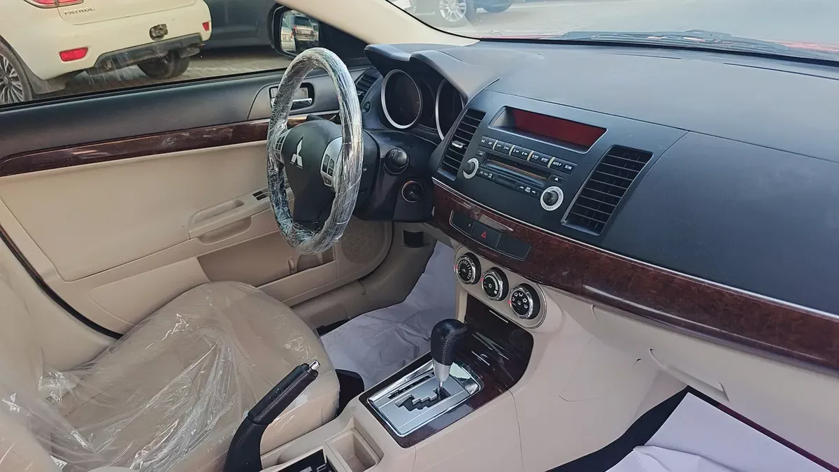 Mitsubishi Lancer EX GLX 2011 GCC Specs-10-10
