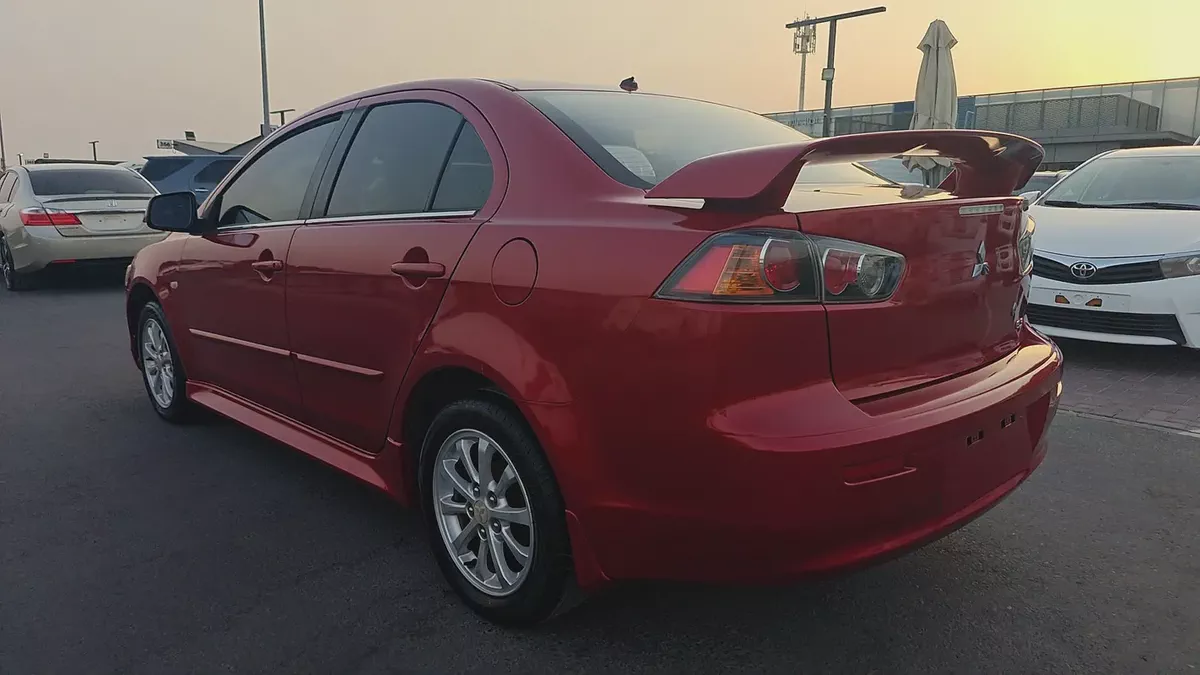 Mitsubishi Lancer EX GLX 2011 GCC Specs-8-8