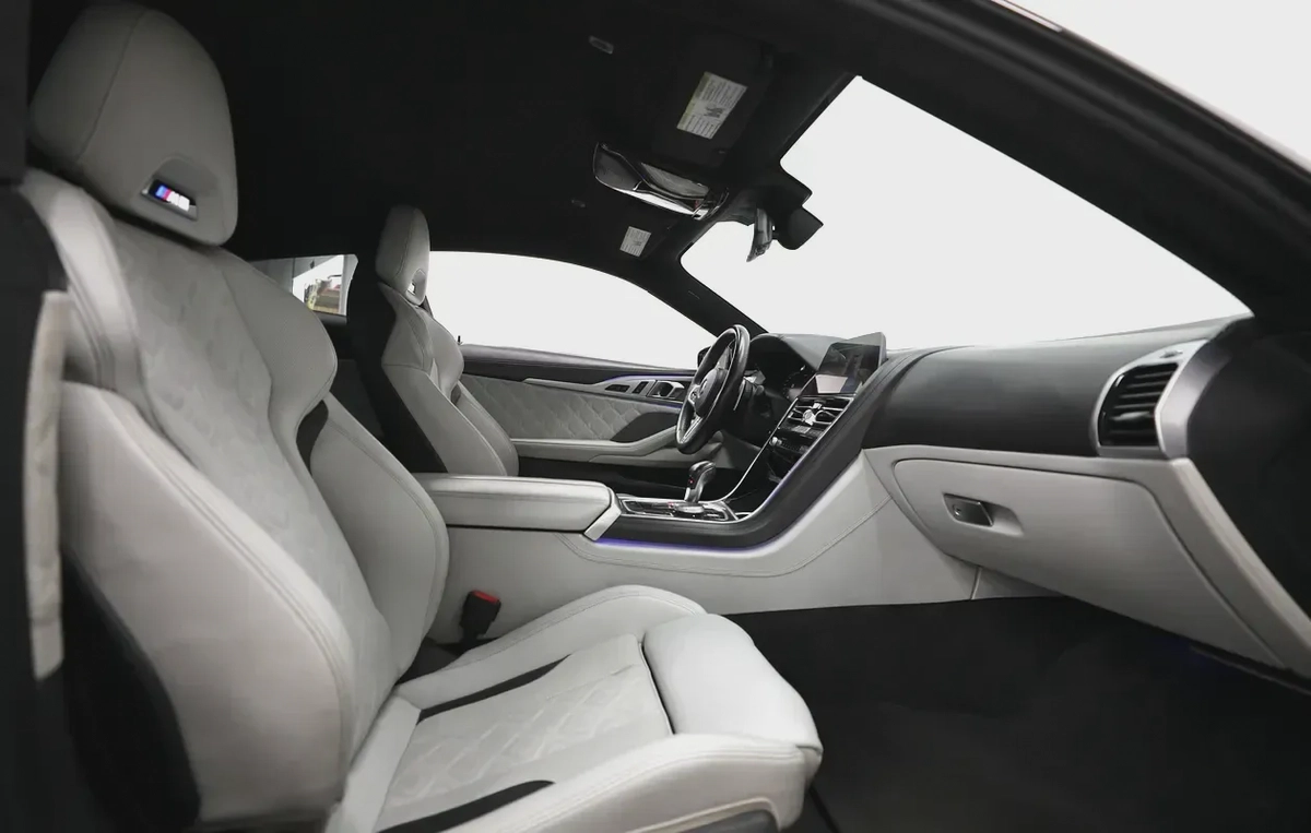 BMW M8 Coupe-3-3