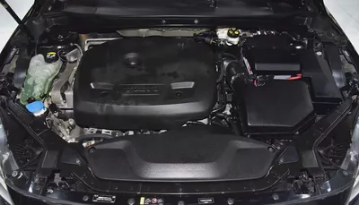 EXCELLENT DEAL for our Volvo V40 T5 R-Design ( 2018 Model ) in Black Color GCC Specs-16