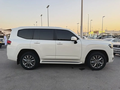 تويوتا لاند كروزر 2024 خليجي GXR V6 صبغ الوكاله Toyota Land Cruiser GXR 2024 GCC Specs-8