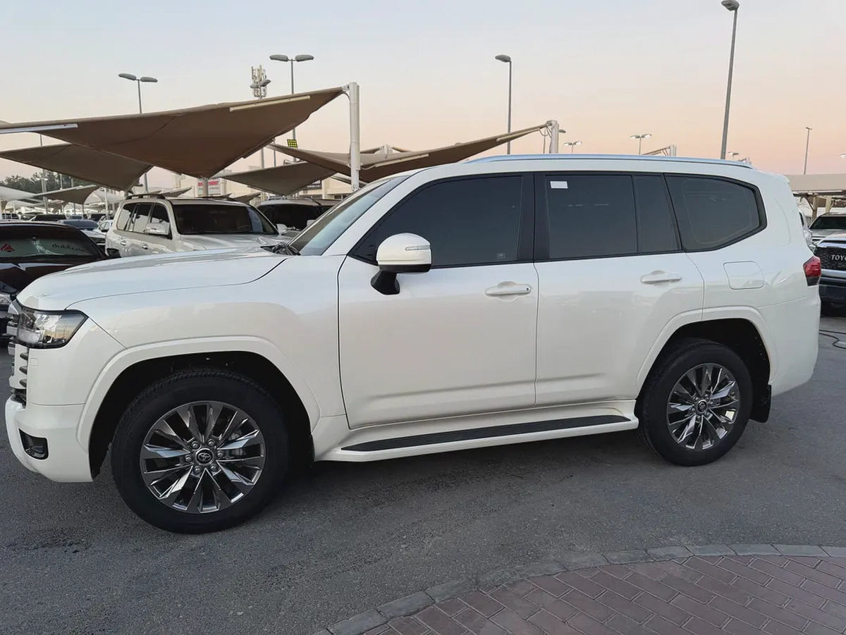 تويوتا لاند كروزر 2024 خليجي GXR V6 صبغ الوكاله Toyota Land Cruiser GXR 2024 GCC Specs-9-9