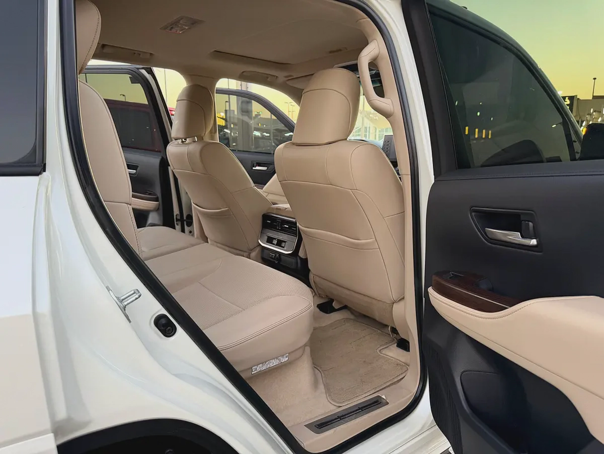 تويوتا لاند كروزر 2024 خليجي GXR V6 صبغ الوكاله Toyota Land Cruiser GXR 2024 GCC Specs-15-15