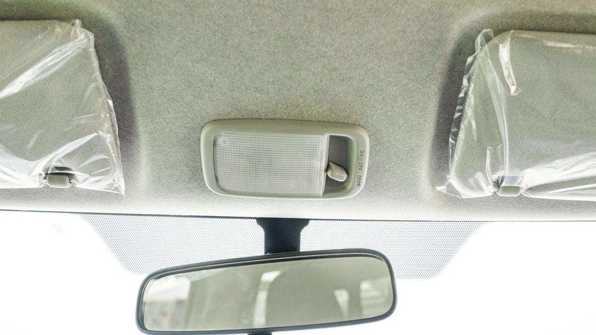 Toyota Hiace GL TOYOTA HIACE HR 2.7P MT 16 SEATER  - WHITE-22-0