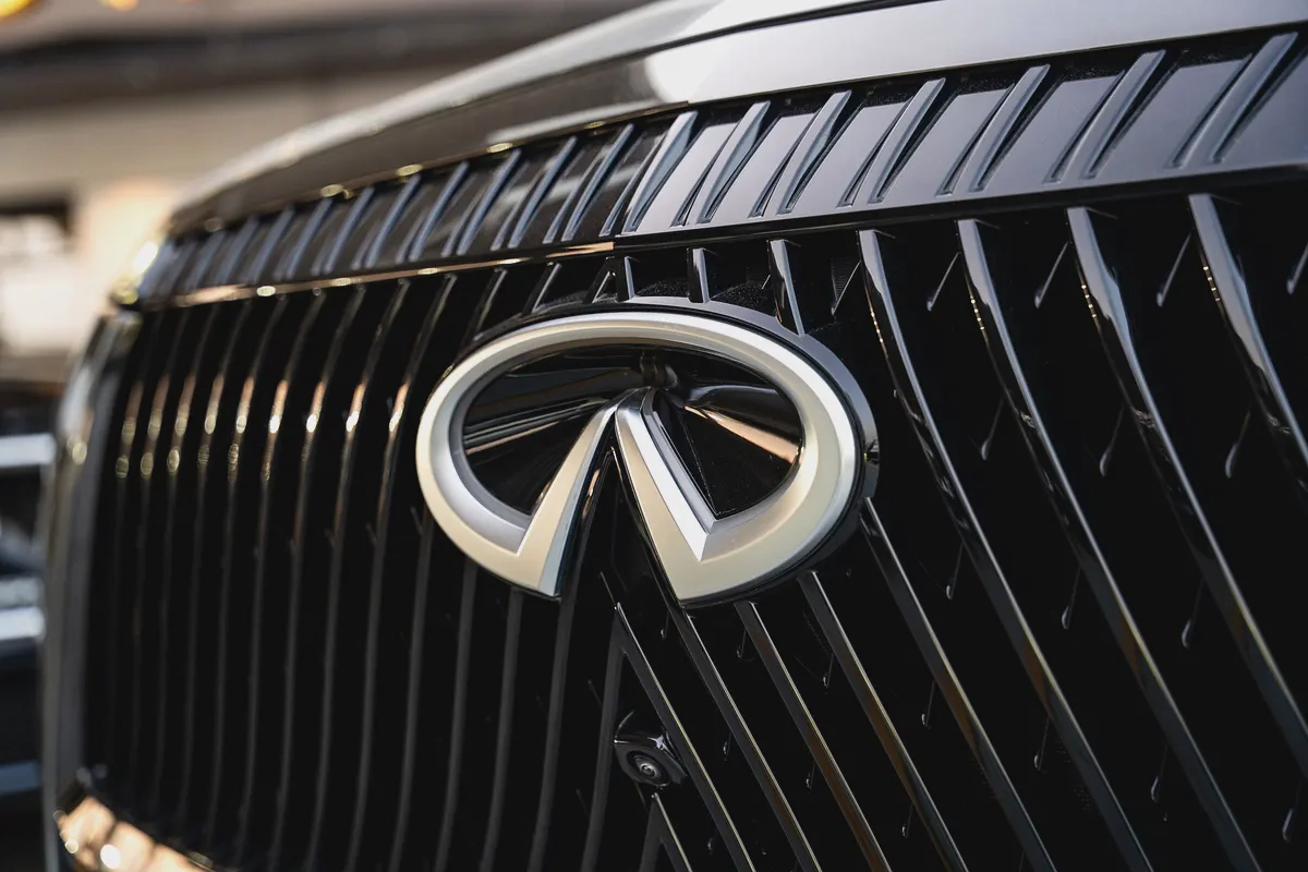 Infiniti QX80 Autograph 2025 GCC Specs Agency Warranty Full Service History 3.5L Twin Turbo V6-1-1