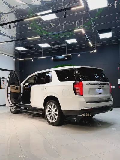 2023 Chevrolet Tahoe Premier GCC Specs in Pristine Condition-5