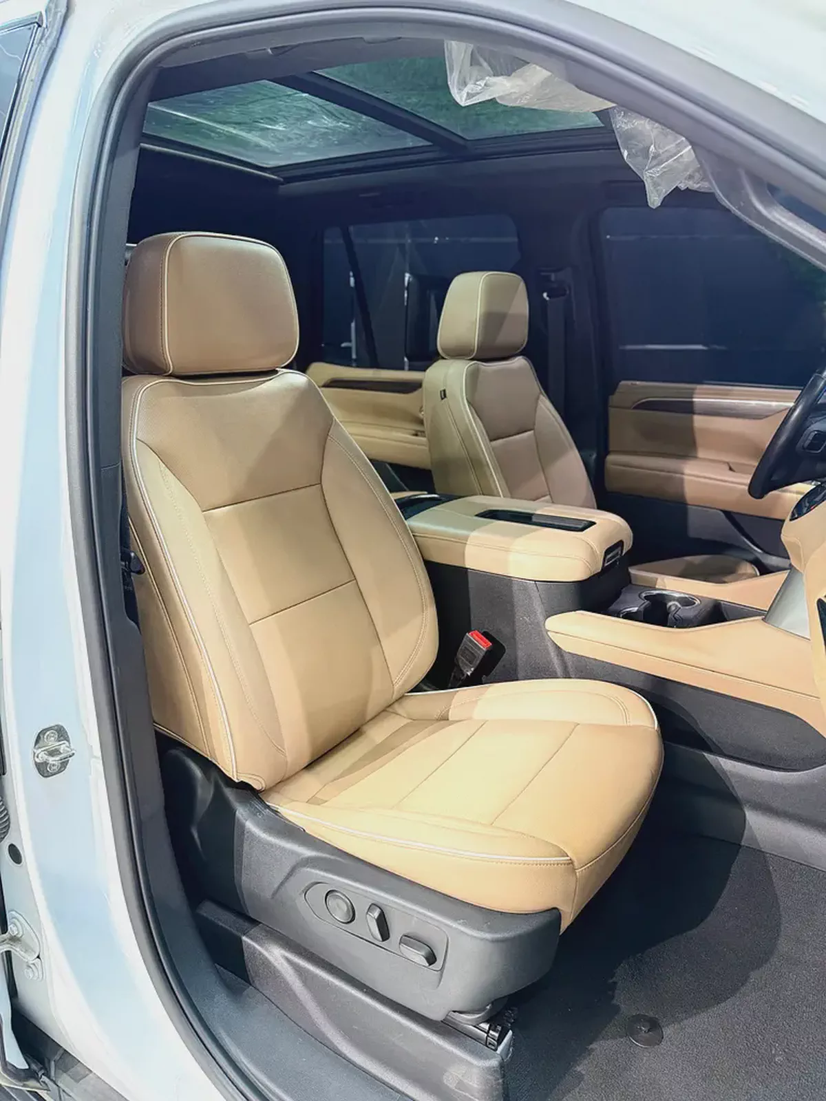 2023 Chevrolet Tahoe Premier GCC Specs in Pristine Condition-16-16