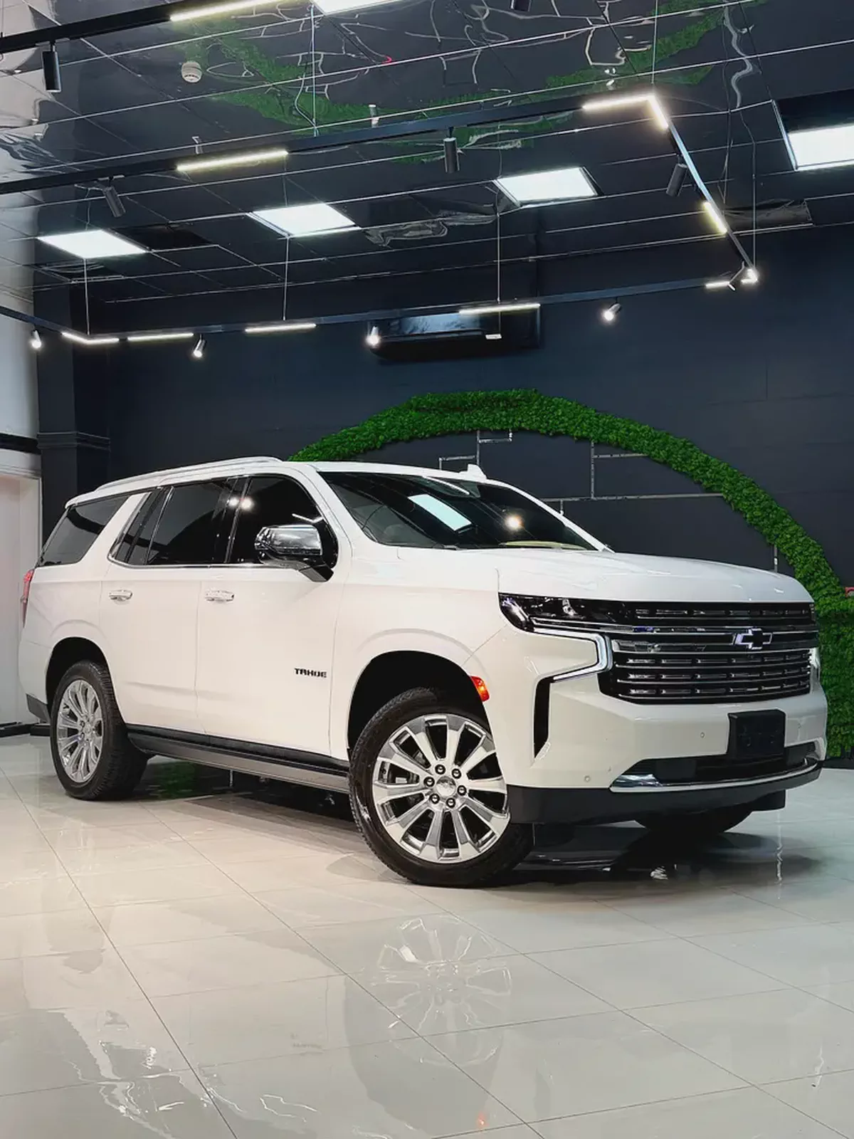 2023 Chevrolet Tahoe Premier GCC Specs in Pristine Condition-4-4
