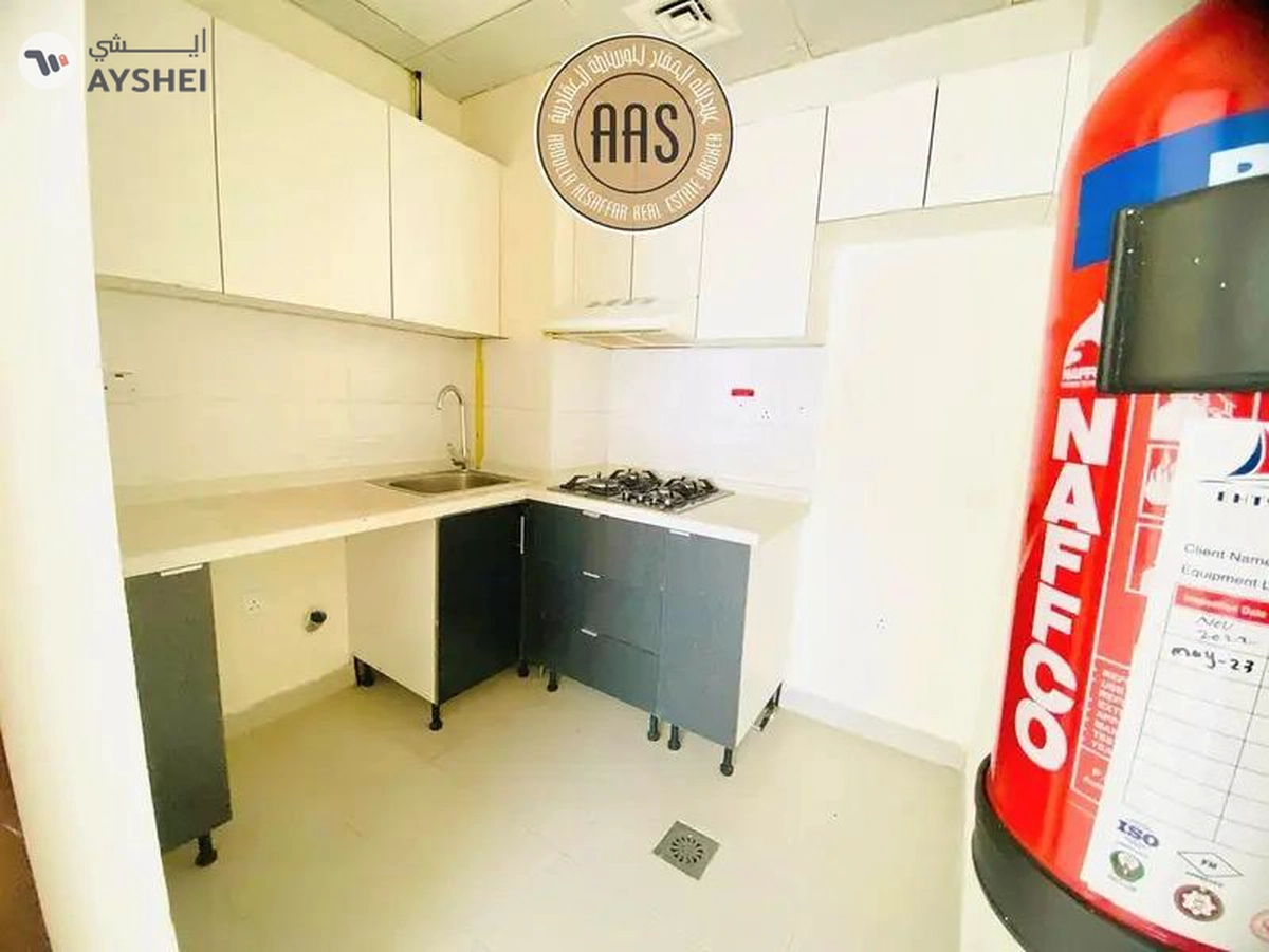Spacious 1bhk Available for Rent 50k only in warsan4 Dubai-10-10