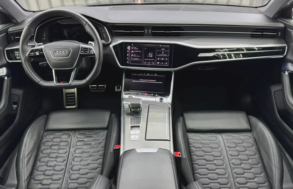 2024 Audi RS6 Avant TFSI Quattro V8 | Low mileage | European | Original Paint-17-17