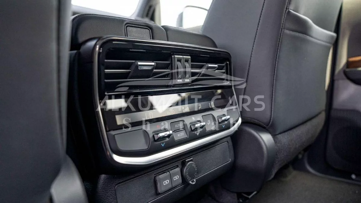Toyota Land Cruiser VX TOYOTA LAND CRUISER LC300 VX 4.0P AT MY2024 twin turbo-12-0