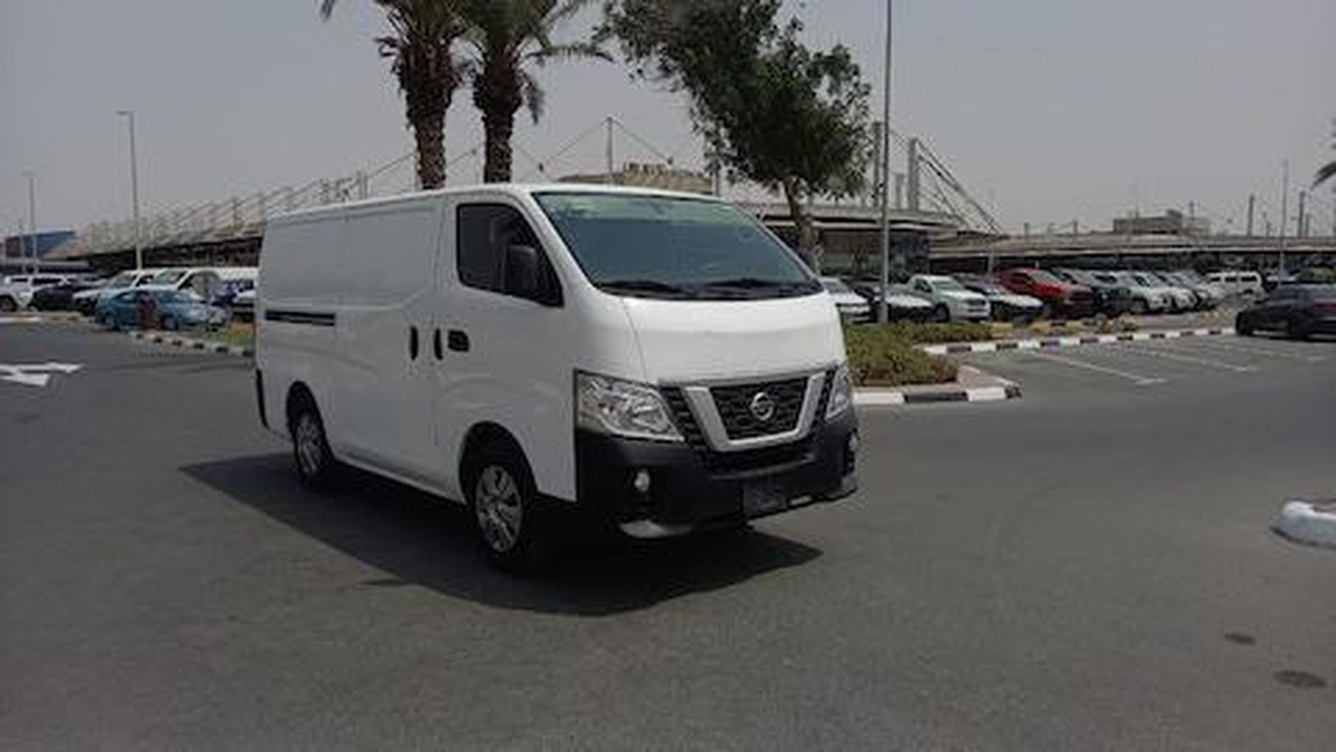 NISSAN URVAN 2020-1-1