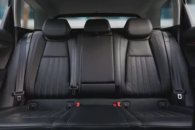 1,528 P.M |  Karoq Style Leather | 0% Downpayment | Full Option | Warranty!-11