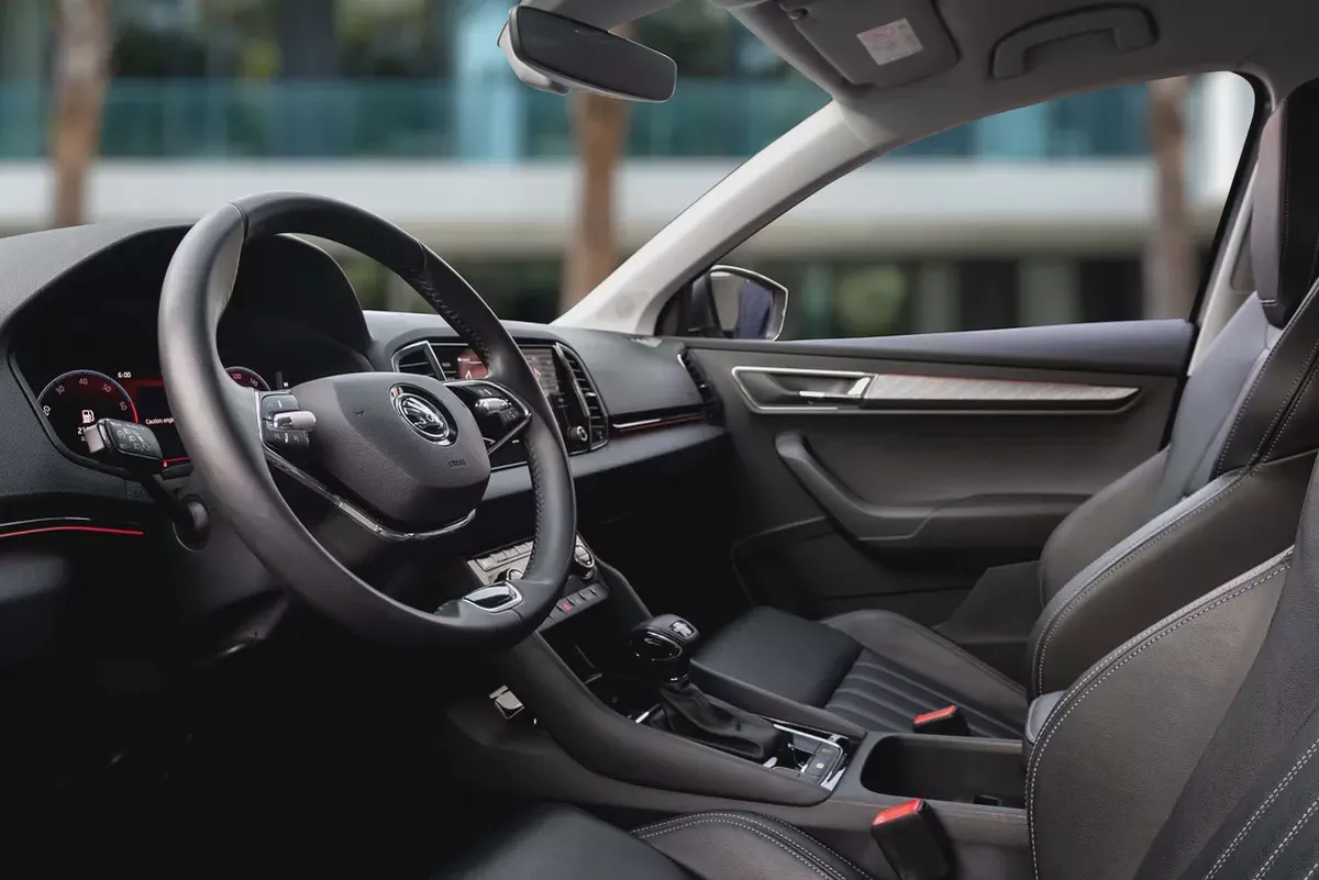 1,528 P.M |  Karoq Style Leather | 0% Downpayment | Full Option | Warranty!-8-8