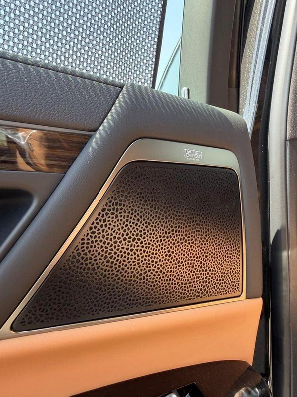 Lexus LX700h