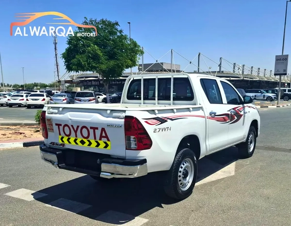 Toyota Hilux Double Cab GL 2023 - GCC Specs - 4x4 Great Condition