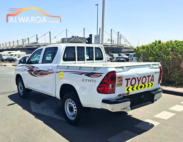 Toyota Hilux Double Cab GL 2023 - GCC Specs - 4x4 Great Condition