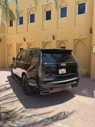 2022 Cadillac Escalade ESV Premium Luxury - Impeccable Condition-1
