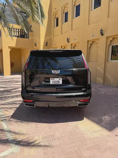 2022 Cadillac Escalade ESV Premium Luxury - Impeccable Condition-2