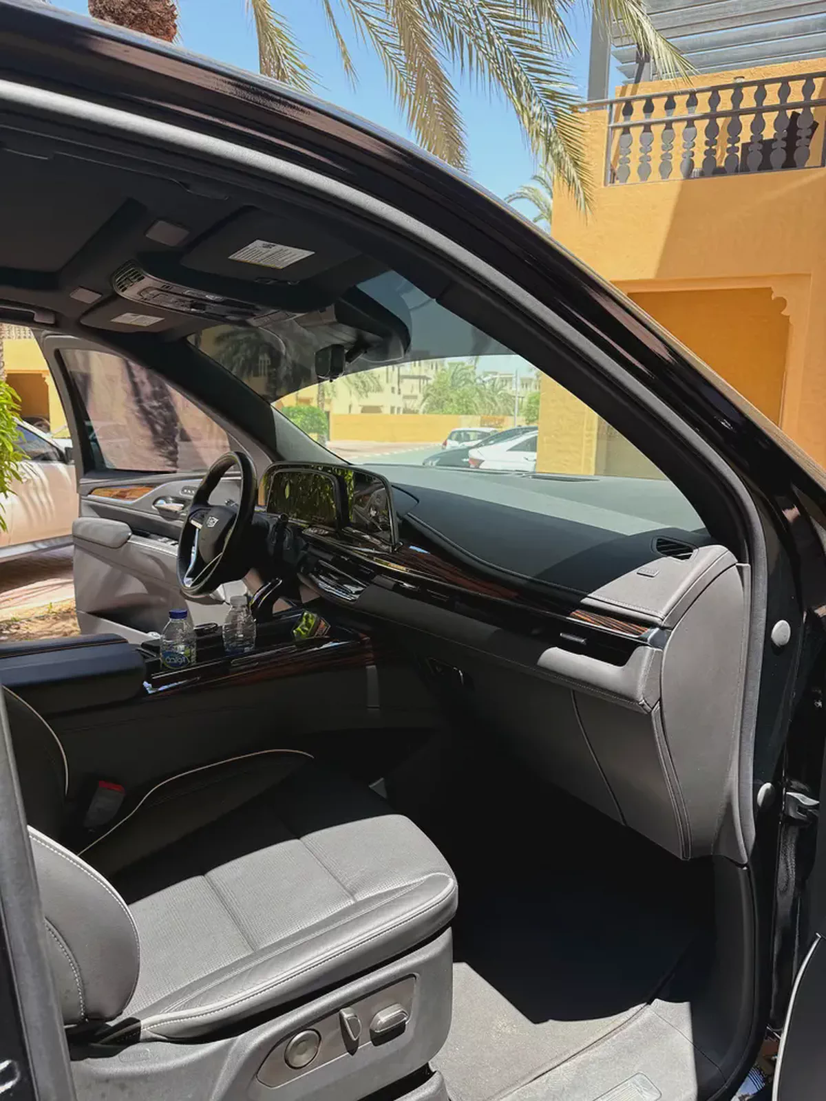 2022 Cadillac Escalade ESV Premium Luxury - Impeccable Condition-9-9