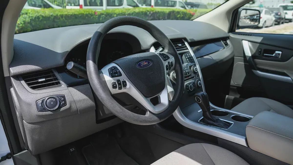 FORD EDGE 2015 GCC SPECS!! FULL SERVICE HISTORY FROM AL TAYER-4-4