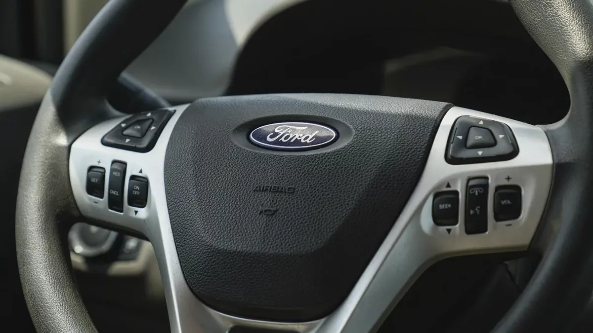 FORD EDGE 2015 GCC SPECS!! FULL SERVICE HISTORY FROM AL TAYER-5-5