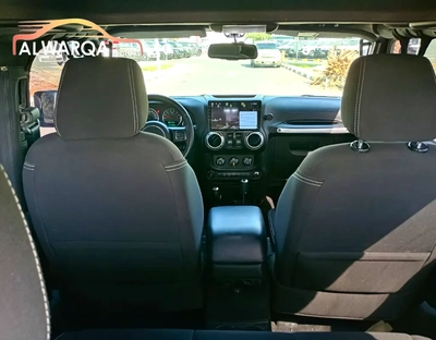 Jeep Wrangler Rubicon 2015-1