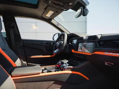 Lamborghini Urus SE Brand New Export Offer-5