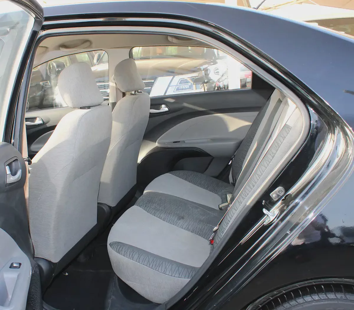 Pristine Kia Pegas EX 2023 | GCC Specs  | Fuel Efficient-8-8