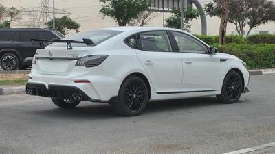 MG MG6 X-LINE (White)-12