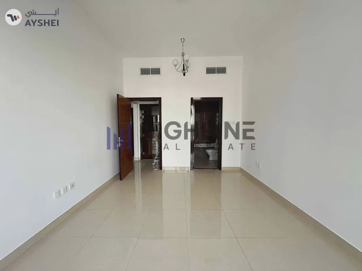 Bright & Spacious | Ready To Move | Prime Location-5-5