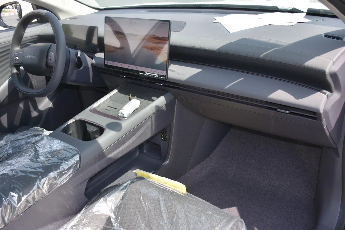 NISSAN N6 180 PRO 2026 | WHITE-5-5
