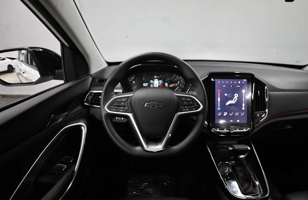 2025 Chevrolet Captiva - GCC Specs - Brand New