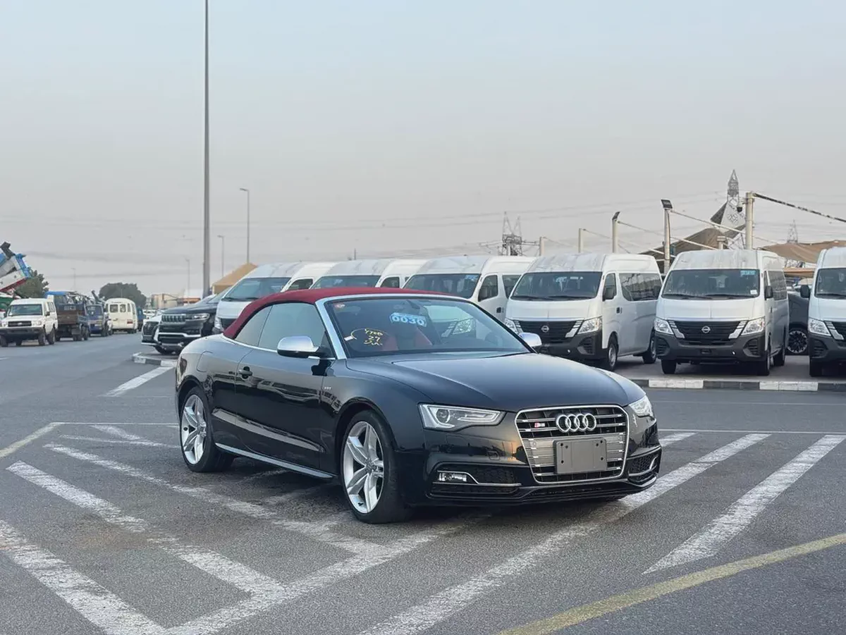 SUPER CLEAN S5 RED INTERIOR ONLY 32500 KM FRESH JAPAN IMPORTED-2-2