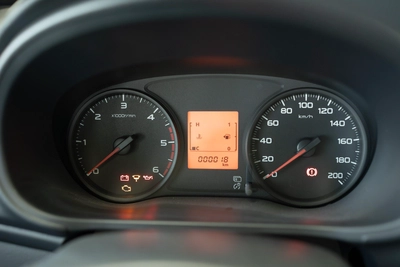MITSUBISHI L200 2.5L M/T DIESEL 2WD MODEL 2023-3