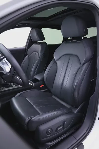 Audi A4 40 TFSI S-line - FULLY LOADED-9