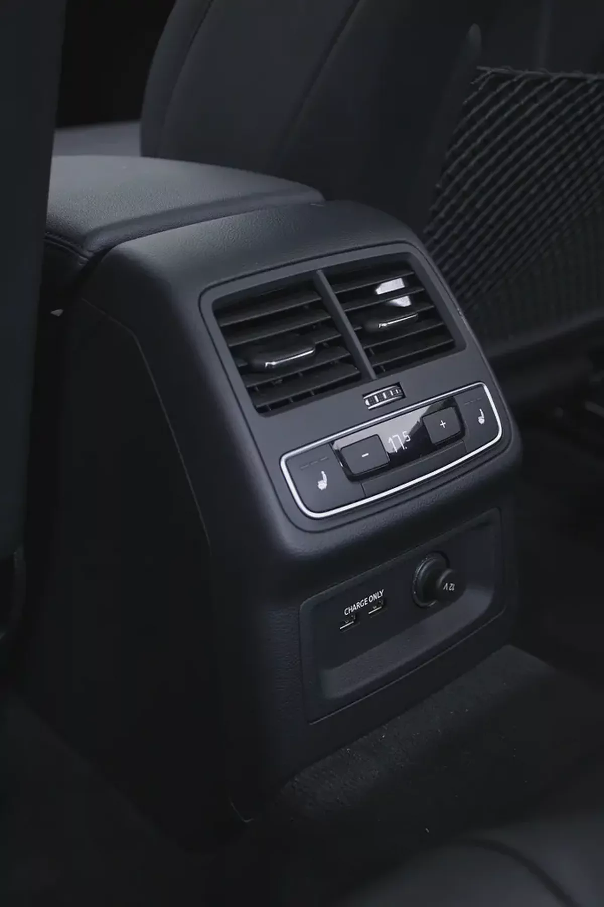 Audi A4 40 TFSI S-line - FULLY LOADED-13-13