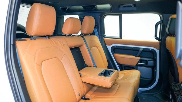 Land Rover Defender 110 V8 Edition P525