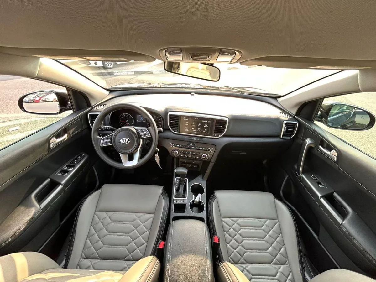 Kia Sportage LX 2021 Kia Sportage 2.4L V4 - MiOption + Leather & Electric Seats - Apple/Android Play - Rear CAM - Ri-9-0