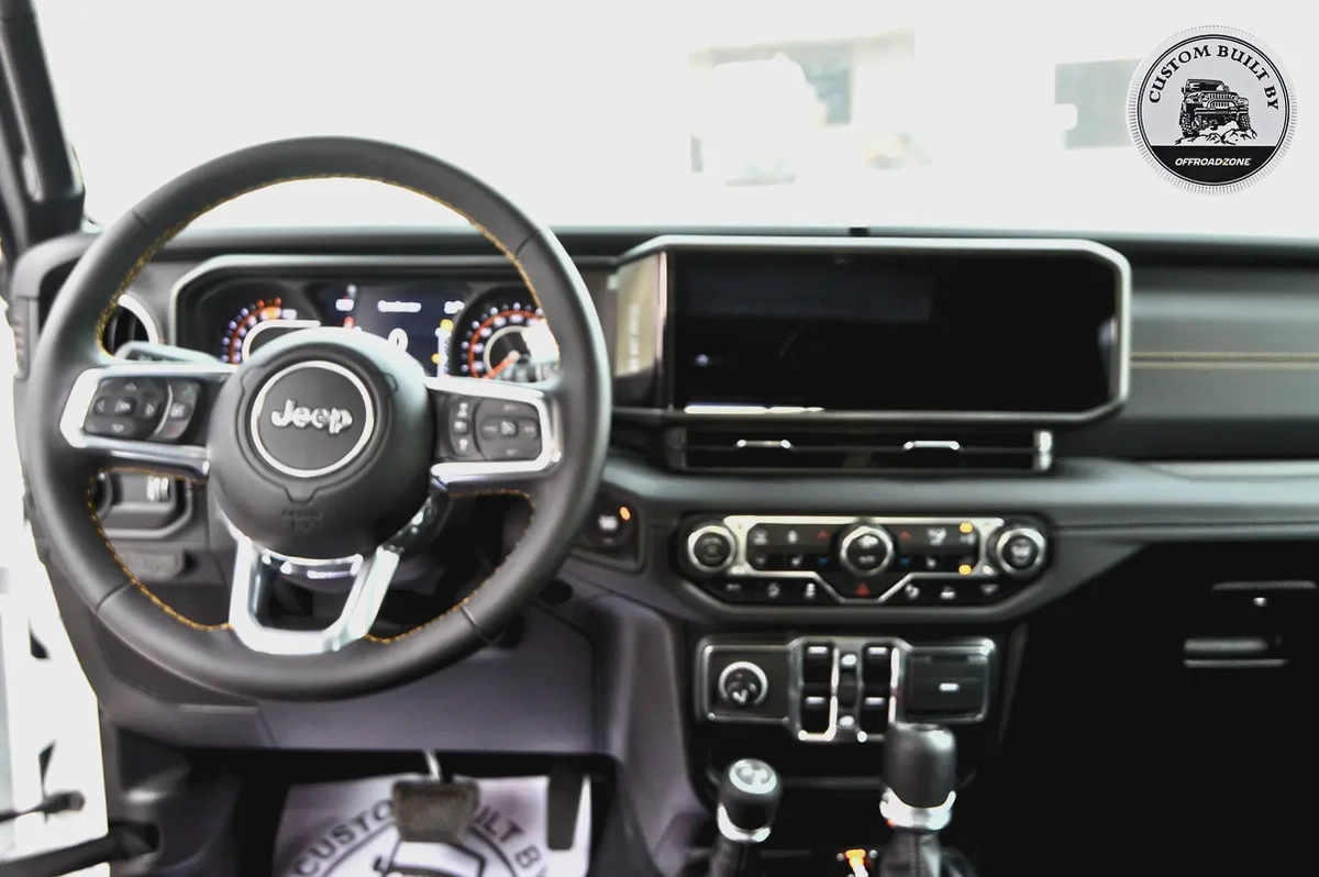 3 YRS DEALER WTY AND SP | USED 2024 JEEP WRANGLER 4DR SAHARA WHITE | ORZ CUSTOM BUILT | BANK FINANCE-11-11