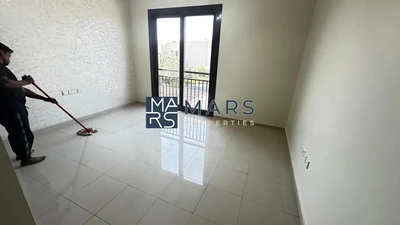 Luxurious 4 bedrooms townhouse for rent in zahia for 185,000 AED yearly-12