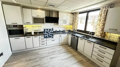 Luxurious 4 bedrooms townhouse for rent in zahia for 185,000 AED yearly-5
