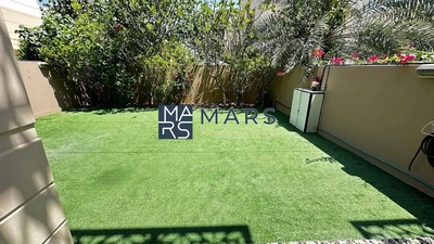 Luxurious 4 bedrooms townhouse for rent in zahia for 185,000 AED yearly-8
