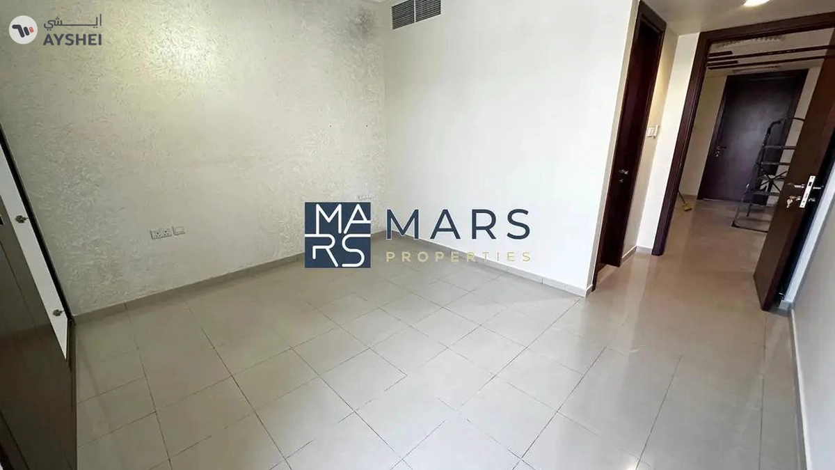 Luxurious 4 bedrooms townhouse for rent in zahia for 185,000 AED yearly-15-15