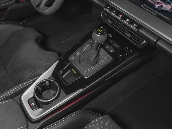 BRAND NEW GT3-CLUB SPORT-UNDER WARRANTY-CERAMIC BRAKES-LIFTING SYSTEM-SPORT CHRONO-MATRIX