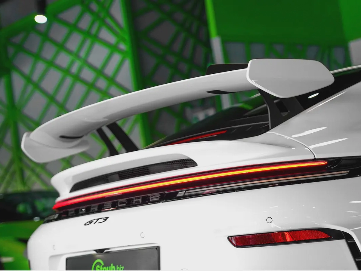 BRAND NEW GT3-CLUB SPORT-UNDER WARRANTY-CERAMIC BRAKES-LIFTING SYSTEM-SPORT CHRONO-MATRIX-19-19