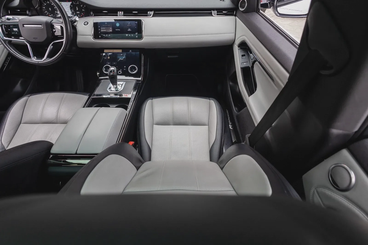 Land Rover Range Rover Evoque 2021-10-10