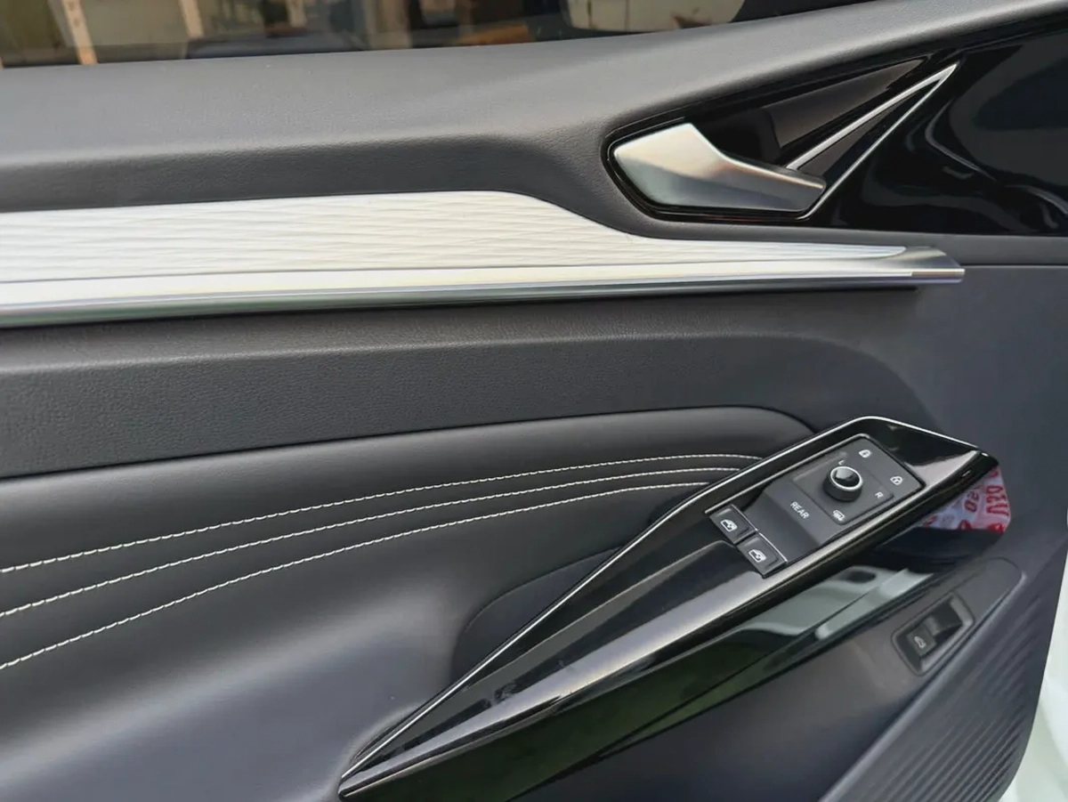 Volkswagen ID4 Cruzz pure +model 2022 import from china فولكس فاجن ID4 كروز بيور بلس موديل ٢٠٢٢ وارد-7-7